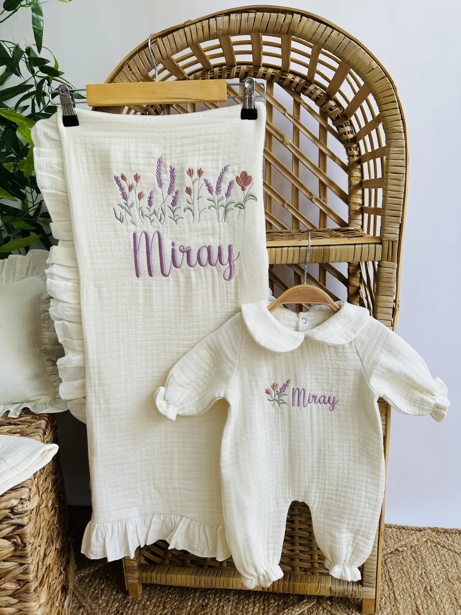 Müslin Bebek Seti - Lavanta Desenli Battaniyeli 4 Parça